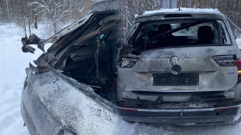 Водій зазнав акубаротравми: росіяни атакували FPV-дроном цивільне авто у Семенівці