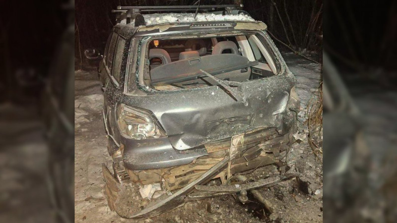 Пошкоджений цивільний автомобіль: подробиці атаки РФ на Семенівку, що на прикордонні Чернігівщини