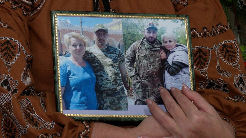 Майже рік очікування: мати померлого військового з Чернігова не може оформити статус і виплати