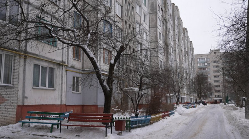 "Грію воду в каструлі, миюся в тазику": як реагують чернігівці на відключення гарячого водопостачання у 350 будинках