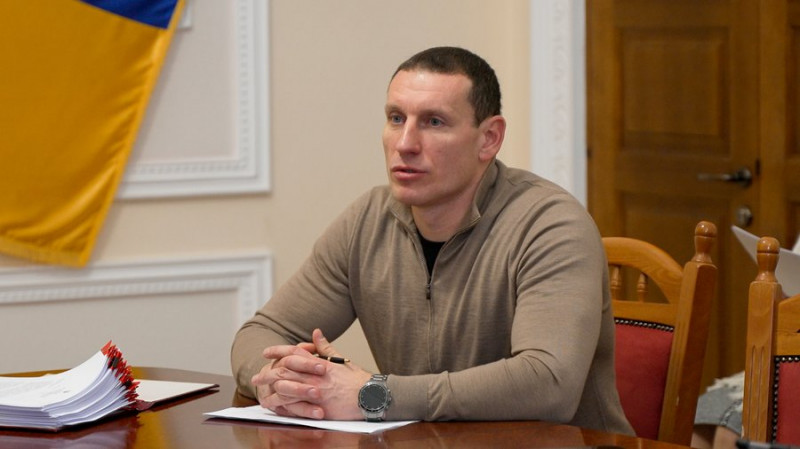 "Грію воду в каструлі, миюся в тазику": як реагують чернігівці на відключення гарячого водопостачання у 350 будинках