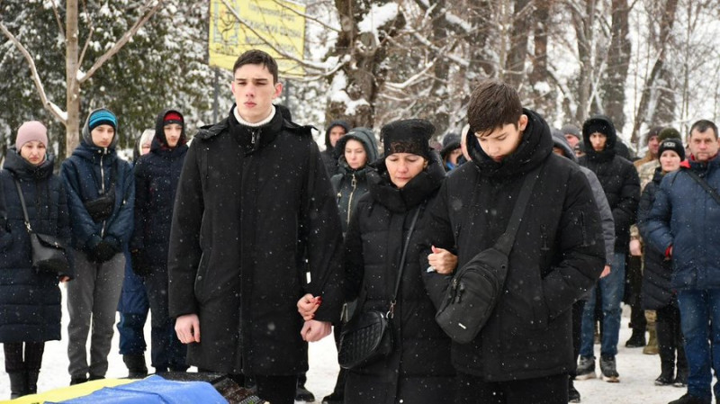 На Чернігівщині попрощалися з захисниками України Сергієм Кебкалом та Сергієм Бойком