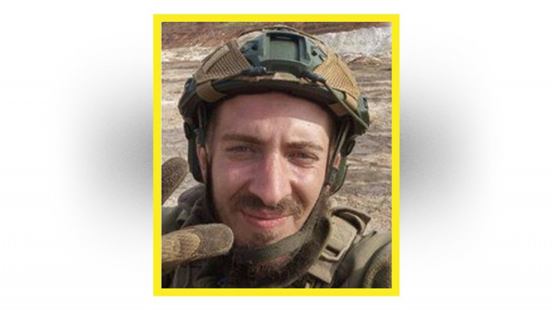 На Чернігівщині попрощалися із військовослужбовцями Ігорем Спехіним, Валерієм Гейком та Дмитром Гагіним