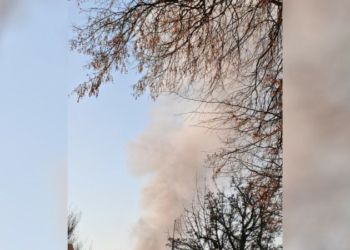 Пошкоджена будівля комунальної власності: росіяни атакували Сновськ на Чернігівщині