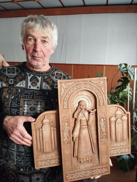 Бачив квітку папороті та створив безліч різьблених і керамічних робіт: творчий шлях майстра з Чернігівщини