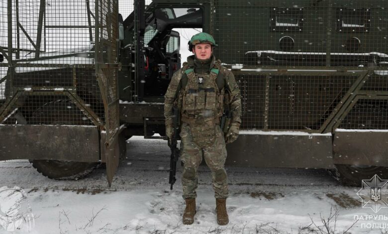 «Це адреналін, який ти переганяєш»: 20-річний патрульний – водій броньовика з Чернігова розказав про бойові дії