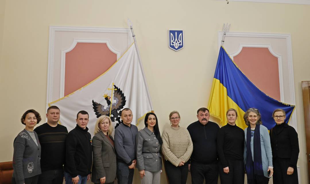 Чернігів відвідали шведські партнери: які потреби міста вони вивчають