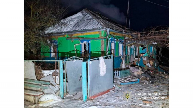 Двоє людей зазнали поранень: армія РФ атакувала "Геранню" приватний будинок у Бахмацькій громаді