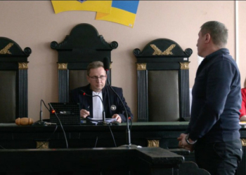 Попенко повернувся з лікування, адвокат у відпустці: Прилуцький суд вкотре відклав розгляд справи сина міської голови Попенко повернувся з лікування, адвокат у відпустці: Прилуцький суд вкотре відклав розгляд справи сина міської голови