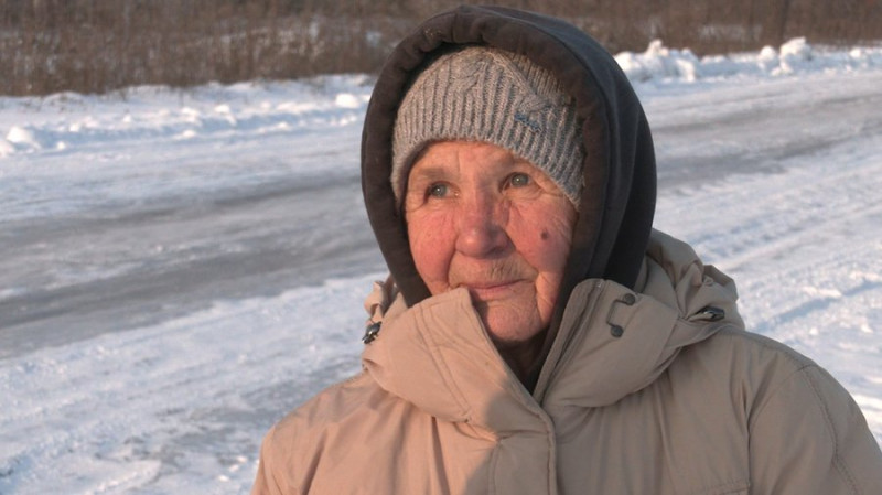 Люди катаються на ковзанах, а автівки зносить: в якому стані дороги на Чернігівщині