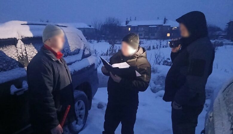 Колишній чиновник на Чернігівщині інсценував крадіжку комунального трактора, щоб замести сліди