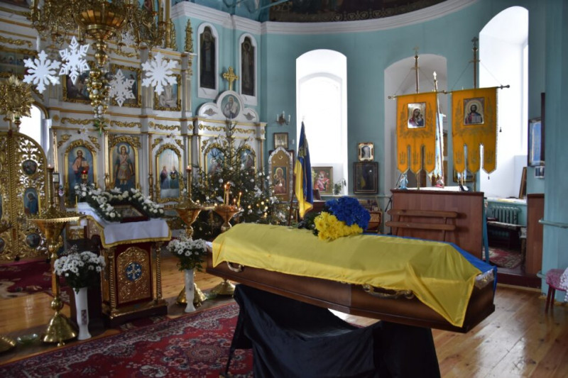 Народився у росії, загинув, захищаючи Україну: на Чернігівщині попрощалися із захисником