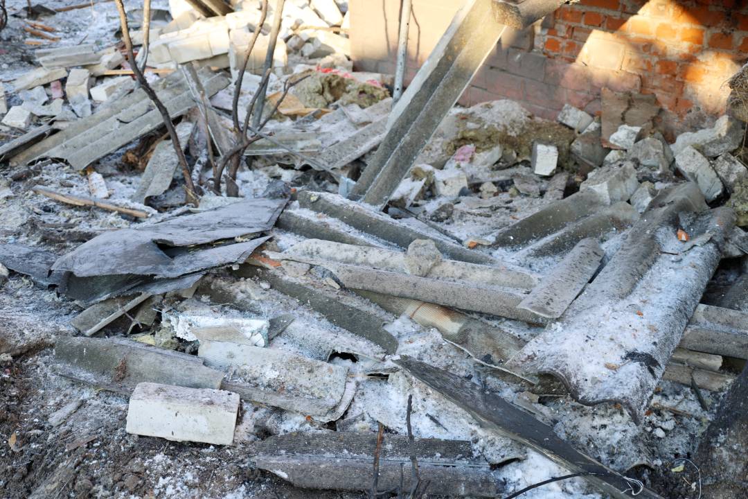 Наслідки нічного комбінованого удару по Чернігову: постраждалих немає, триває ліквідація пошкоджень