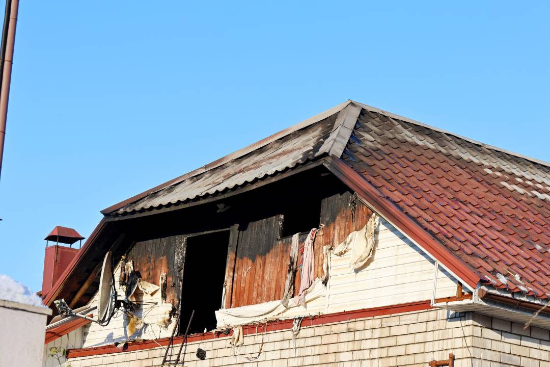 Наслідки нічного комбінованого удару по Чернігову: постраждалих немає, триває ліквідація пошкоджень