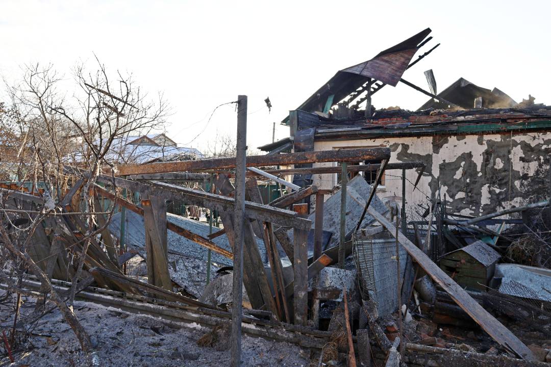 Наслідки нічного комбінованого удару по Чернігову: постраждалих немає, триває ліквідація пошкоджень