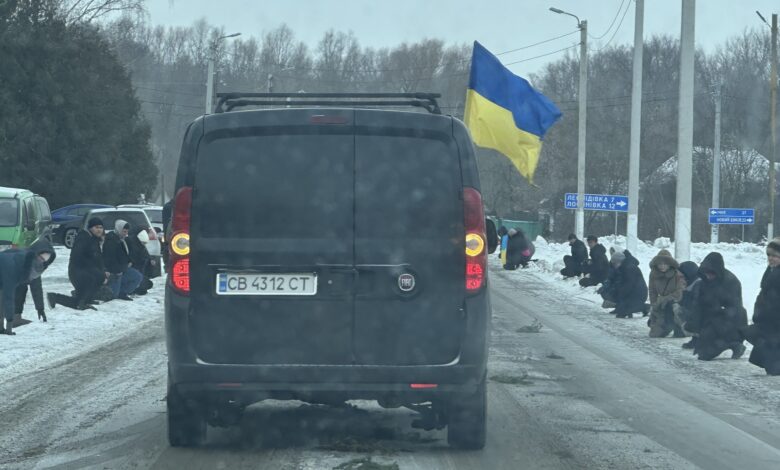 Небесне військо зустріло ще одного Героя: Лосинівська громада провела в останню путь Захисника України
