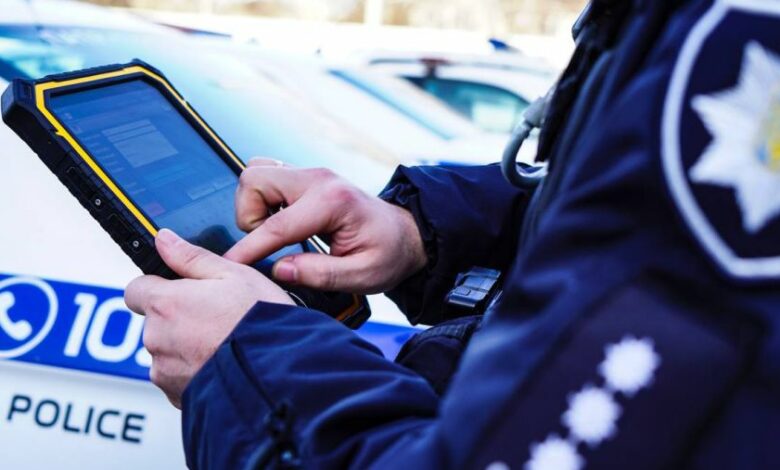 Невдалий жарт обернувся штрафом: у Чернігові тричі за добу викликали поліцію заради розваги