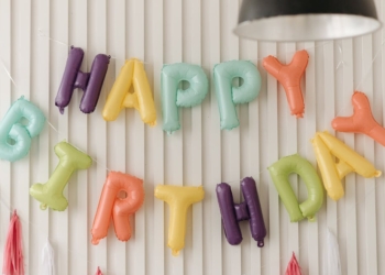 Привітання як прояв уваги: як обрати правильні слова для важливих подій