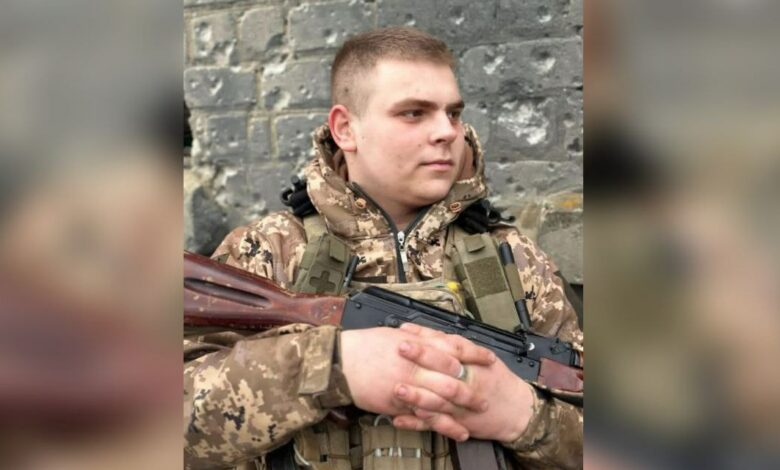 Пішов до війська у 18 років і там же зустрів кохання: історія чорного запорожця з Чернігівщини