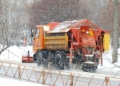Сніг після дощу: роботи з прибирання в Чернігові вночі та зранку 9 січня