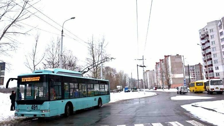 У Чернігові відновили рух тролейбуса № 11 за скороченим маршрутом