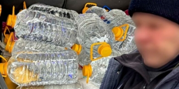 У Чернігові затримали чоловіка, який перевозив підакцизний товар без належних документів