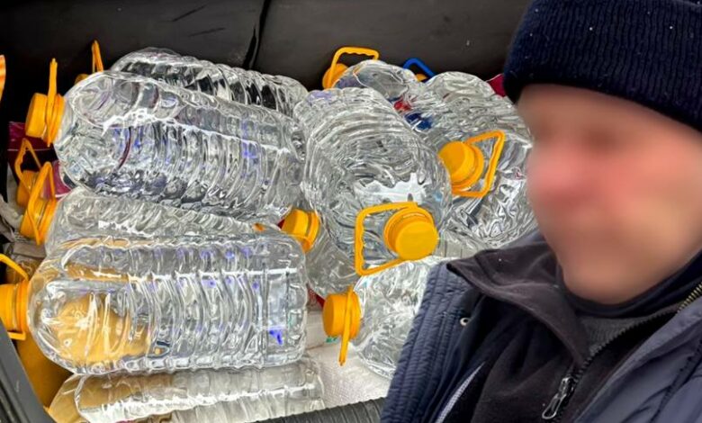 У Чернігові затримали чоловіка, який перевозив підакцизний товар без належних документів