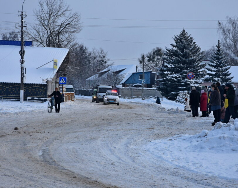 У громаді на Чернігівщині попрощалися із захисником, який загинув на Запоріжжі