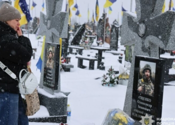 Віддав за Україну найцінніше: сьогодні треті роковини героїчної загибелі чернігівського поліцейського Олександра Єщенка