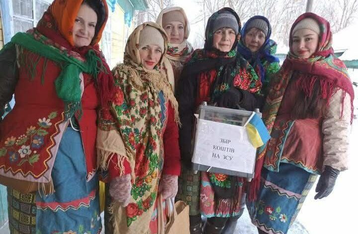 За один вечір щедрувальникам із Чернігівщини вдалося зібрати понад 10 тисяч гривень на ЗСУ