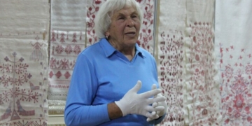 Звання «Почесний громадянин Чернігівської області» присвоїли Вірі Зайченко, яка все життя займалася розвитком вишивки Придесення