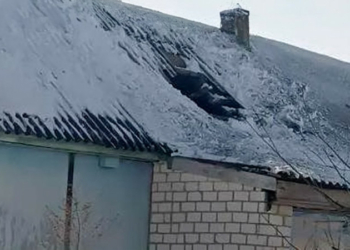 Росіяни «Молнією» поцілили у будинок на прикордонні Чернігівщини