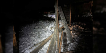 Поранені люди, пошкоджені центр зайнятості, магазин, житлові будинки: війська РФ атакували Новгород-Сіверський