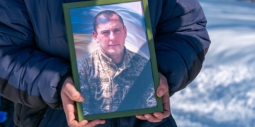 Чернігівщина попрощалася з військовим, який загинув на Сумщині