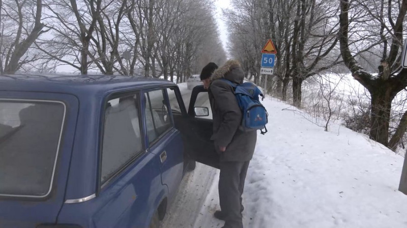 "Поки війна не закінчиться — буду здавати": пенсіонер та донор з Новгород-Сіверщини здає плазму крові вже сім років