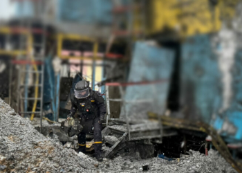 Кадри зруйнованого об’єкта енергетики на Чернігівщині: сапери виявили залишки БпЛА (Фото)