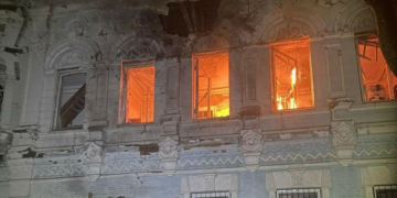 Пошкоджені історична будівля, де була бібліотека, будинки, адмінспоруди: РФ «Геранню» атакувала Новгород-Сіверський