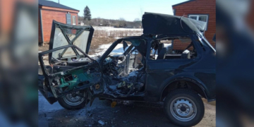 Поранений чоловік, знищений цивільний автомобіль: війська РФ атакували житлові квартали Семенівки, що на Чернігівщині