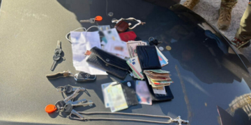 На Чернігівщині затримали двох серійних квартирних злодіїв (Фото)