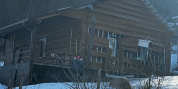 У будинках вибиті вікна та двері: наслідки атаки на місто в прикордонні Чернігівщини (Фото)