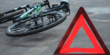 У селі на Чернігівщині трактор із гребкою збив велосипедиста