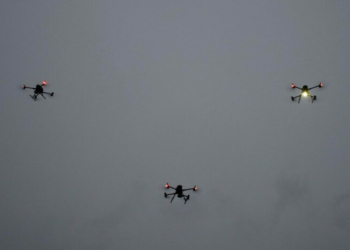 Ворожі війська трьома ударними FPV-дронами вдарили по місту на Чернігівщині