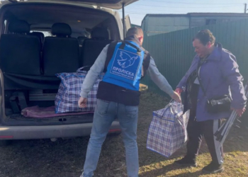 Сім’ю з прикордонної Семенівки волонтери евакуювали до Ніжина