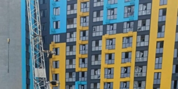 Унаслідок удару по Чернігову постраждали ще два багатоквартирні будинки