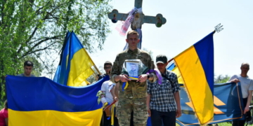 На Чернігівщині попрощалися із полеглим бійцем