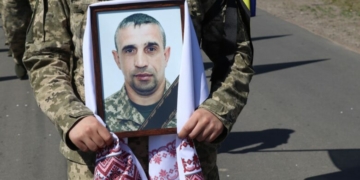 Народжений в Білорусі – віддав своє життя за Україну: на Чернігівщині попрощалися з військовим