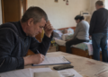 Одружився на паралізованій 70-річній жінці, аби отримати бронь: житель Сновська написав заяву до СБУ