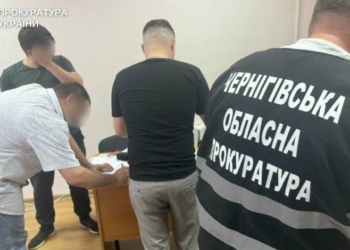 Посадовця комунального підприємства Чернігова судитимуть через збитки на ремонті каналізації