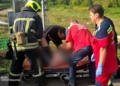 Водія затисло у понівеченому авто: на Чернігівщині на залізничному переїзді сталася ДТП (Фото)