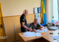 На Чернігівщині повідомили про підозру військовому ТЦК, який під час силового затримання у Прилуках зламав руку чоловіку